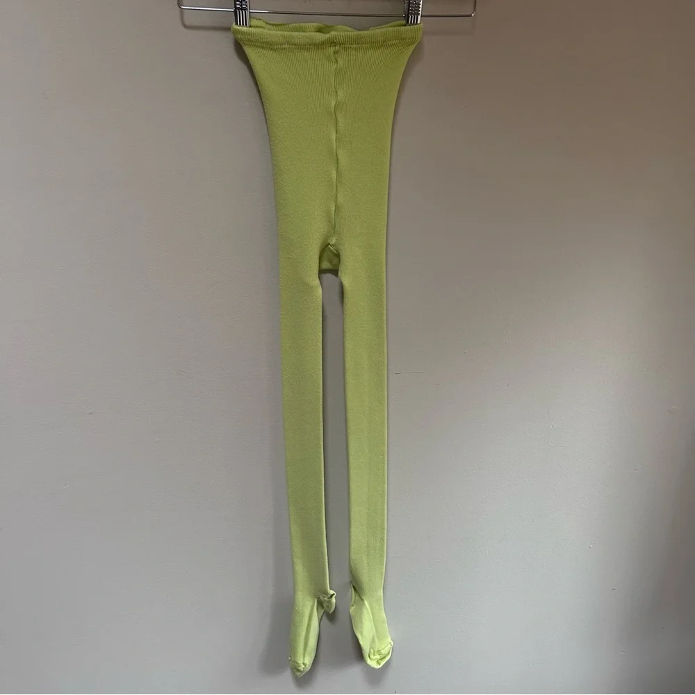 Hanna Andersson ~ Girl’s Spring Green Solid Color Footed Tights in size 150/ 12